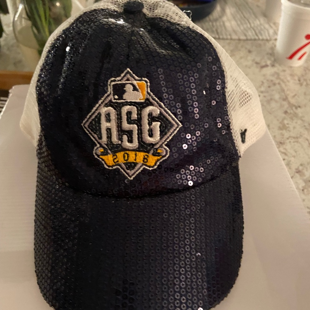 Baseball hat